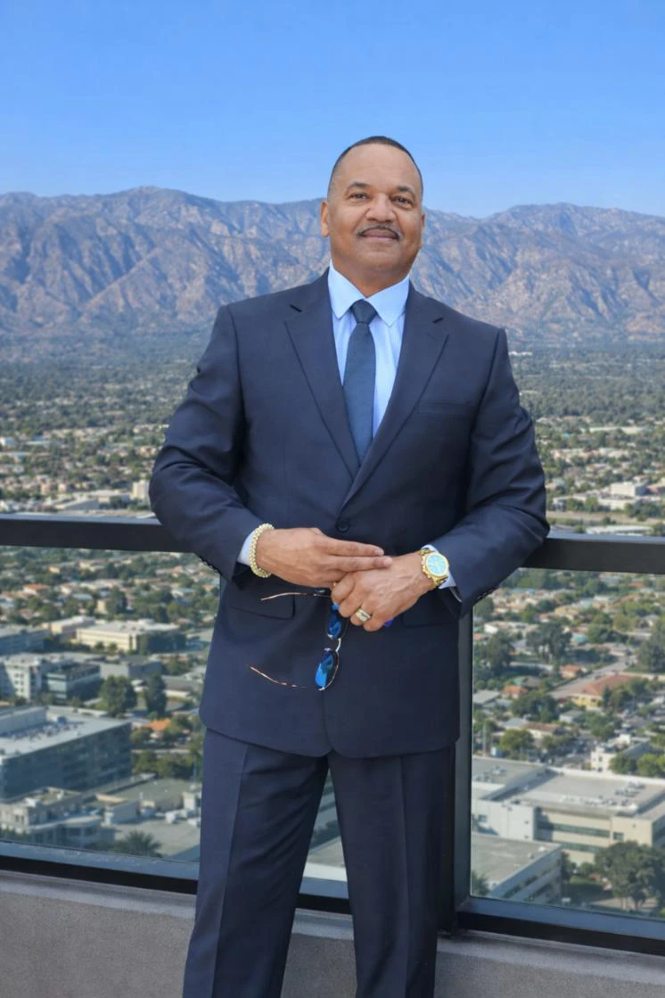 Dr. Keith L Marshall